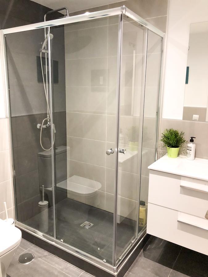 Modern With Ideal Location Next To Atocha Station Madri Exterior foto