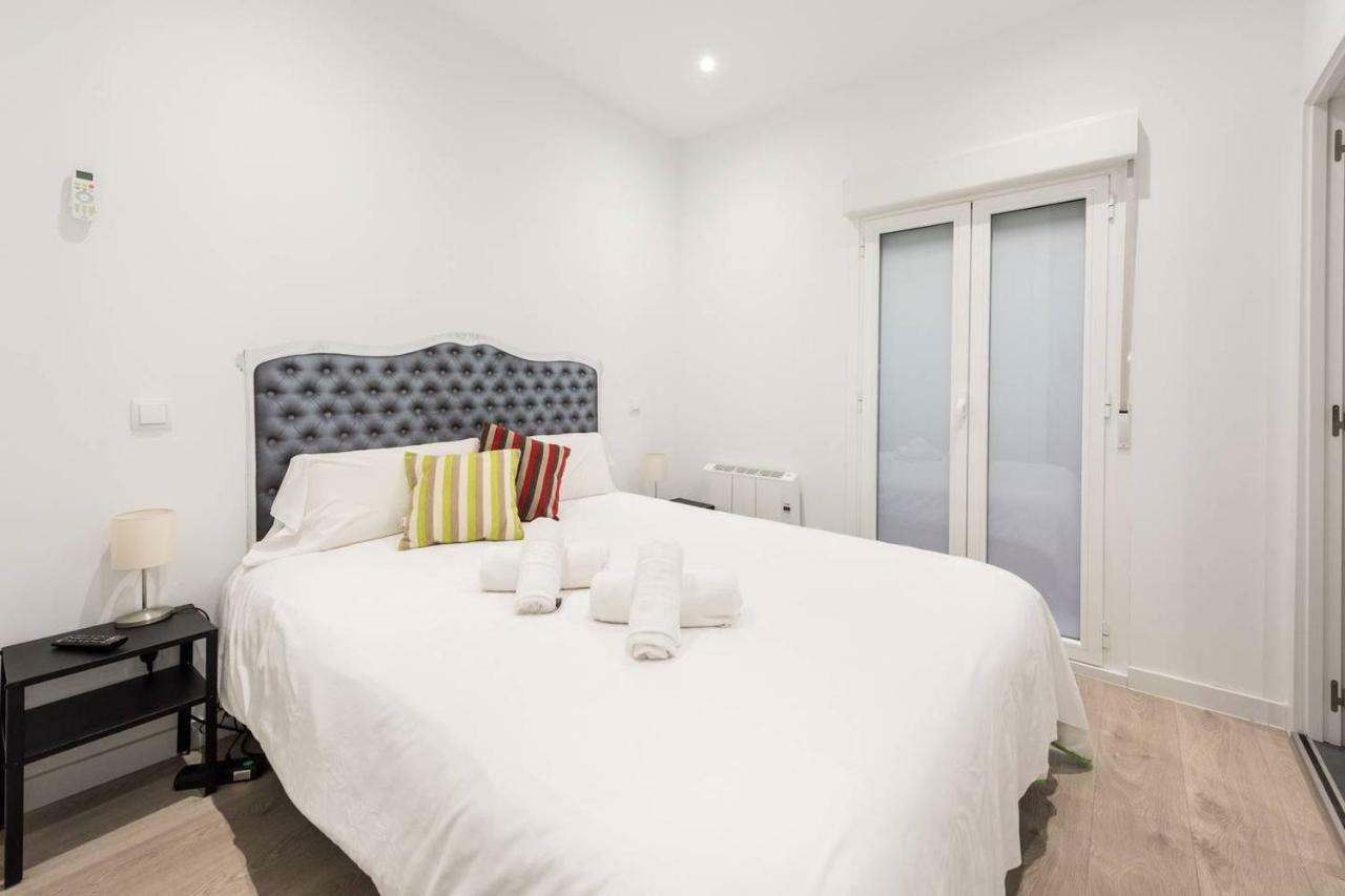 Modern With Ideal Location Next To Atocha Station Madri Exterior foto