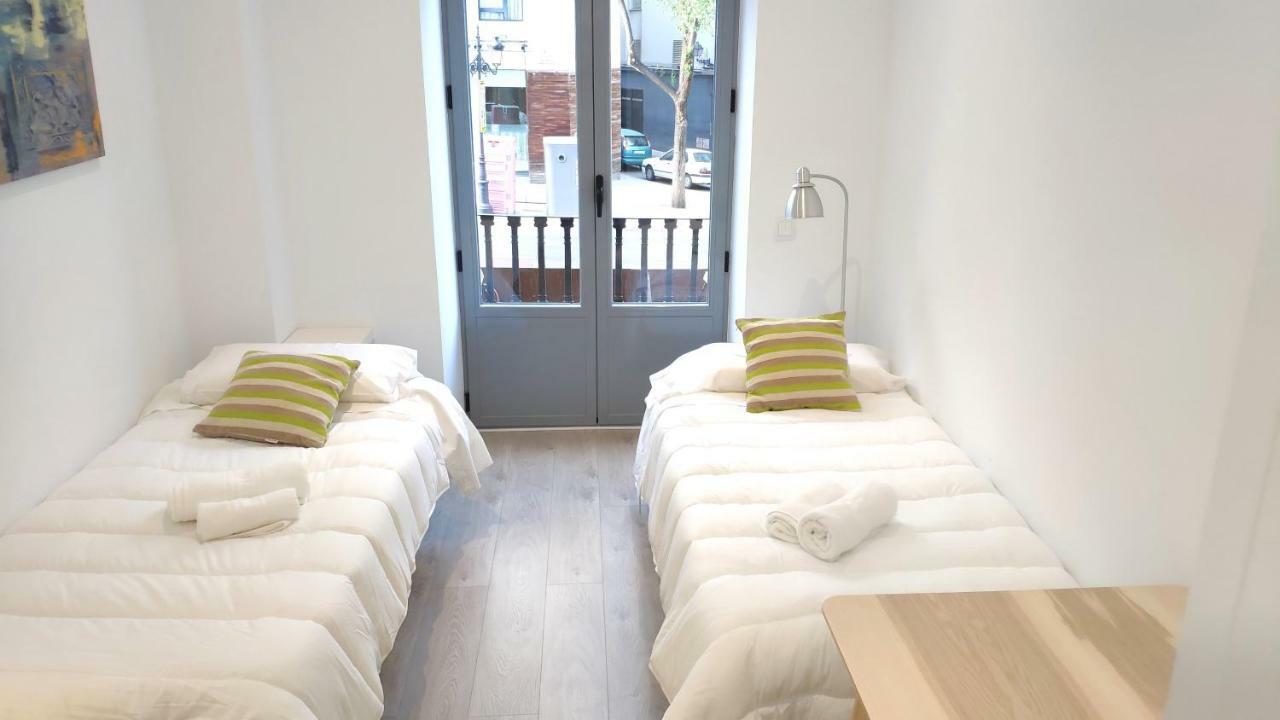 Modern With Ideal Location Next To Atocha Station Madri Exterior foto